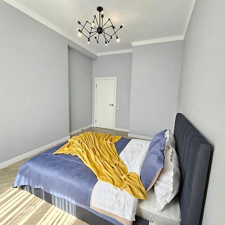 3 Room Gagarin Park Residential Complex Near Mega Shopping Mall 阿拉木图 外观 照片