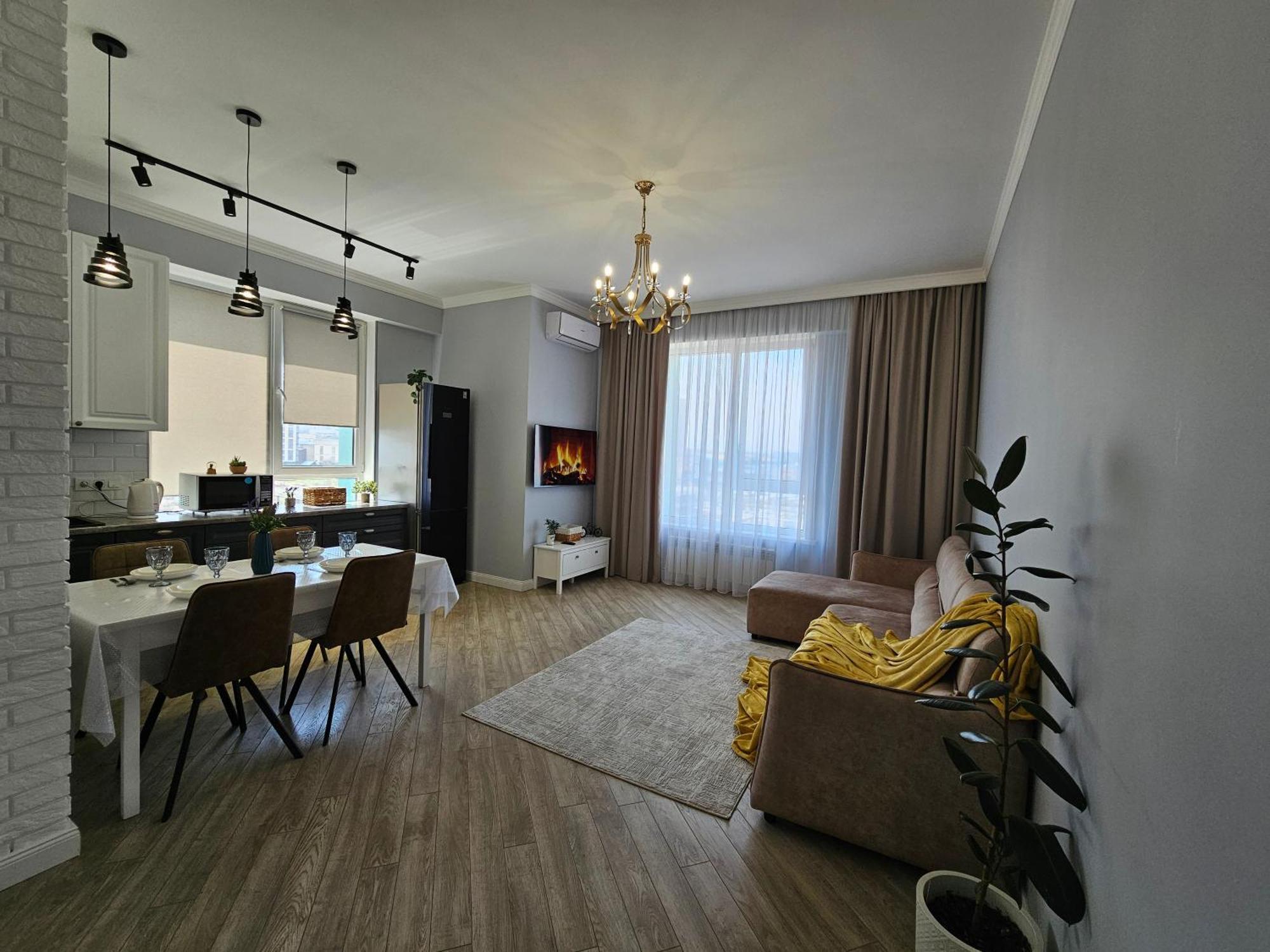 3 Room Gagarin Park Residential Complex Near Mega Shopping Mall 阿拉木图 外观 照片