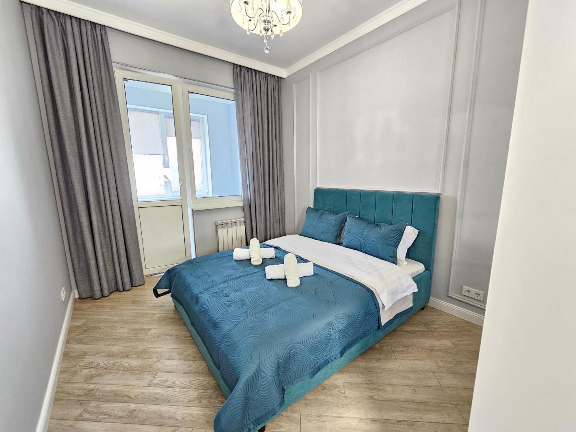 3 Room Gagarin Park Residential Complex Near Mega Shopping Mall 阿拉木图 外观 照片